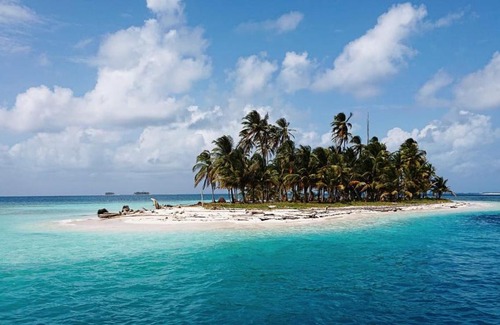 El Porvenir Boat Rental | Play to live All Inclusive