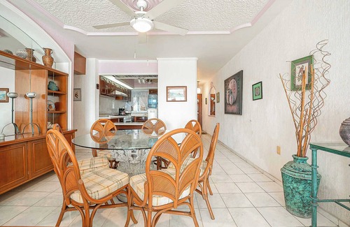 Manzanillo Apartment | Playa Azul Apt | Sea views & Pool