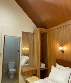Banjarasri House | Playa La Barka Resort by Raminten