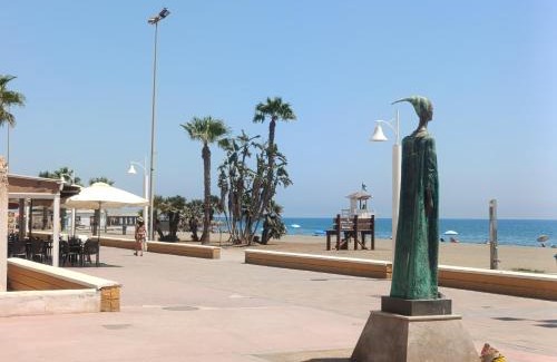 Rincon de la Victoria Apartment | Playa Rincón de la Victoria en Plaza San Francisco