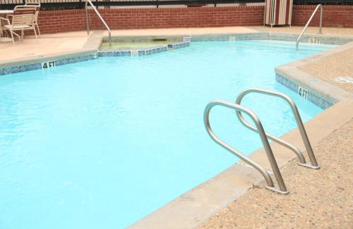 Claydesta Plaza Hotel | Plaza Inn Midland
