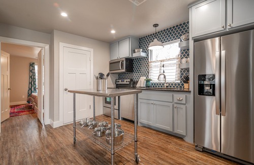Central Oklahoma City Apartment | Plaza Pad II-Near Plaza District