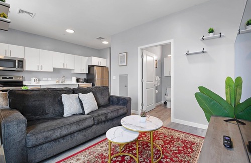 Everett Apartment | Pleasant 1BR Near Encore Boston 1808