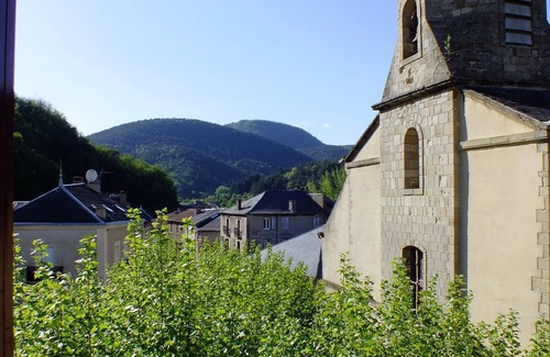 Saint-Jean-du-Bruel House | Pleasant 2-room apartment in the heart of the village