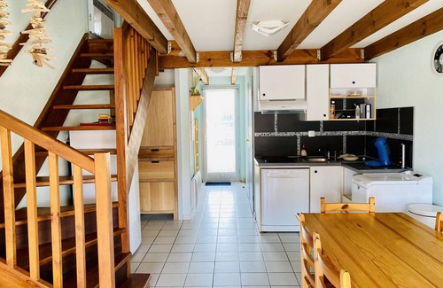 Biscarrosse Plage Apartment | Pleasant 7-person bungalow near beach and center (152)