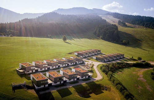 Sankt Lambrecht Ski Chalet | Pleasant chalet on the ski slopes