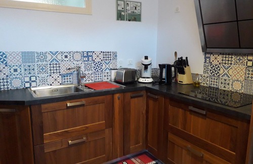 Vic-sur-Cere House | Pleasant house close to shops and playground with municipal swimming pool