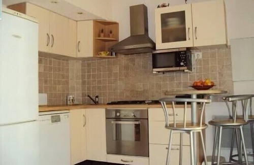 Vic-la-Gardiole House | Pleasant house in quiet and secure residence with swimming pool in VIC LA GARDIOLE