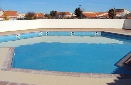 Vic-la-Gardiole House | Pleasant house in quiet and secure residence with swimming pool in VIC LA GARDIOLE