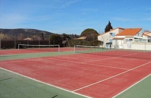 Vic-la-Gardiole House | Pleasant house in quiet and secure residence with swimming pool in VIC LA GARDIOLE
