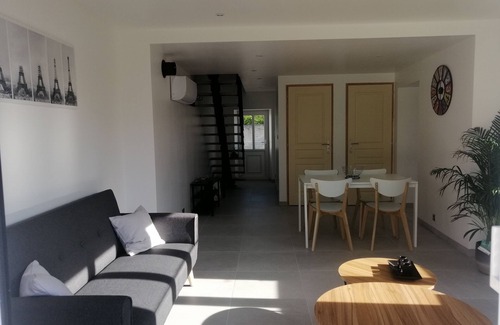 Saint-Genou House | Pleasant house in the heart of a small village