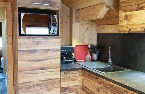 Les Praz-de-Chamonix Ski Chalet | Pleasant little chalet in a residential area of chamonix