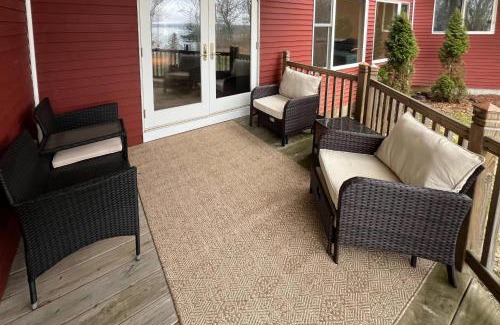 Pleasant Point House | Pleasant Point Cove