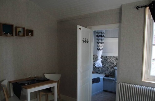 Faubourg Sud Apartment | Pleasant studio, fully equipped and close to Dijon city center and the faculties.