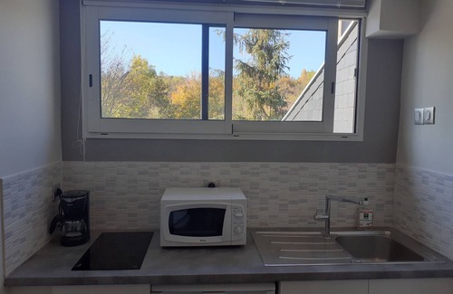 Mareil-Marly Apartment | Pleasant studio near St Germain-en-Laye (TV/Wifi)