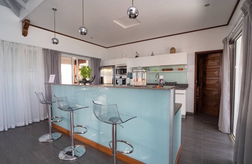 Public Villa | Pleasure (2/3 Rooms) Luxury villa