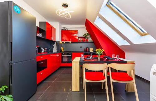 Plovdiv Center Apartment | Plovdiv Urban Gem 2BD Apartment by Flat Mаnаger