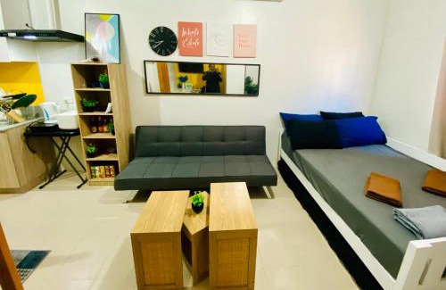 Basak Apartment | Plumera Condo Near Airport Malls & Schools with Elevator