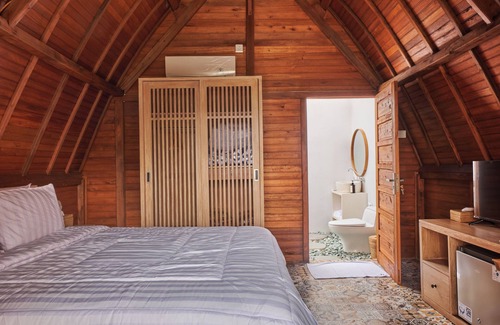 Sampalan Hotel | Plumeria NP