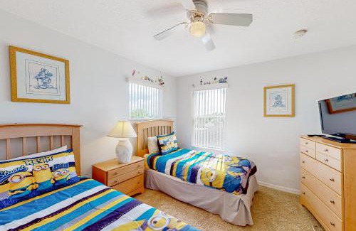Calabay Parc House | Plumoso Palace