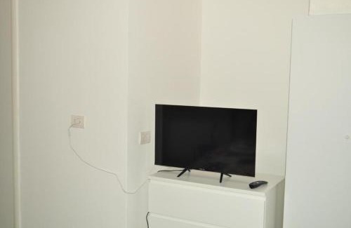 Prenestino-Centocelle Apartment | PM 9 Dei Nelumbi