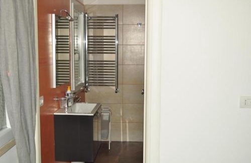 Prenestino-Centocelle Apartment | PM 9 Dei Nelumbi
