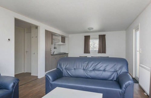 Ommel Resort | PM Prinsenchalet - Three Bedroom Resort, Sleeps 6