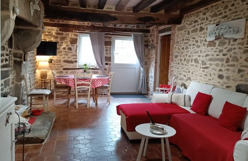 Saint-Ceneri-le-Gerei Other | Pmr cottage in the typical stone farmhouse in one of the most beautiful villages in France