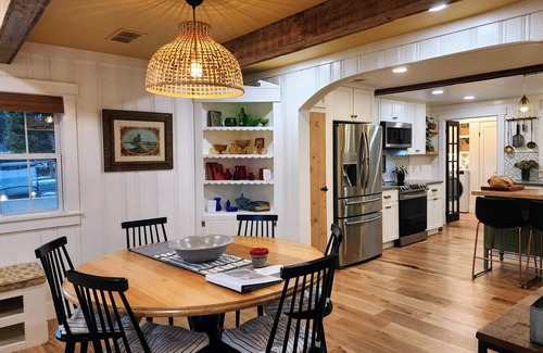 Stroudsburg House | Pocono Farmhouse - Fully Renovated 1881 Home