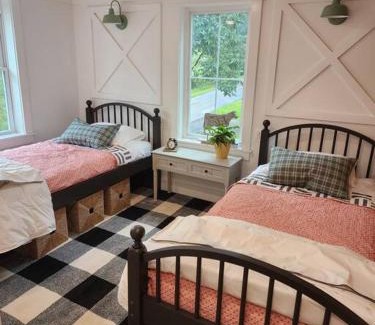 Stroudsburg House | Pocono Farmhouse - Fully Renovated 1881 Home