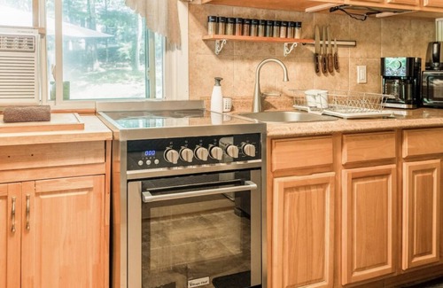 East Stroudsburg Cabin | Pocono private retreat