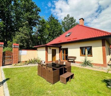 Miłomłyn Villa | Pod skrzydłami