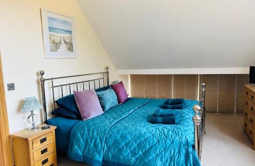 Petersfield House | Poet's Cottage, Steep - Rural Location - Sleeps 6