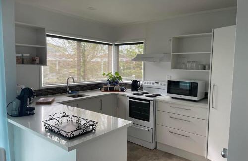 Matamata House | POHUTUKAWA PLACE
