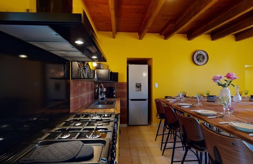 Sainte-Pience Cottage | Poignière 17 people : unusual housing, spa, 30 min sea