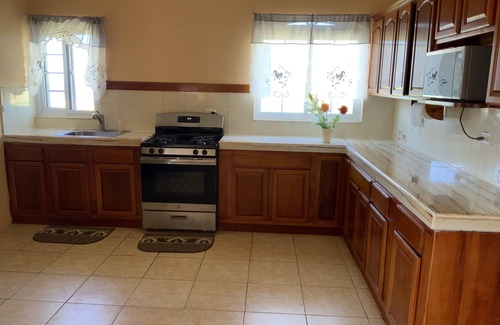 Greenwood House | Poinciana House