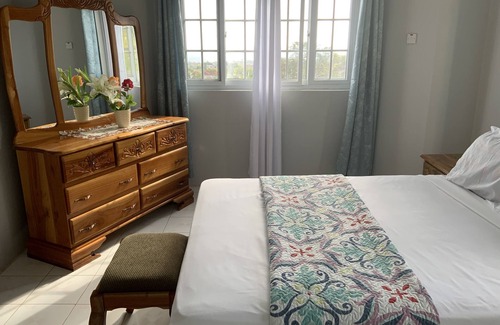 Greenwood House | Poinciana House