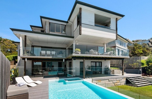 Newport House | Point Break - Newport Beach