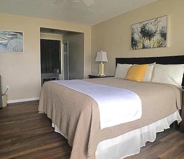 Point Pleasant Beach Hotel | Point Pleasant Manor