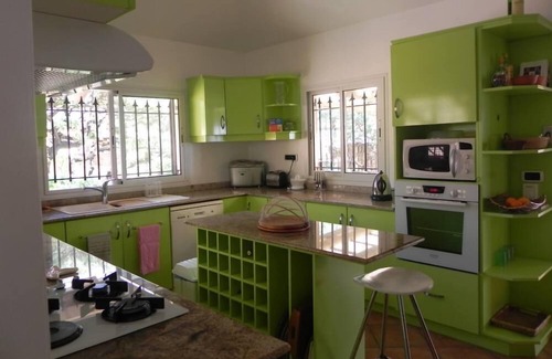 Pointe D'esny Villa | Pointe D Esny spacious villa waterfront