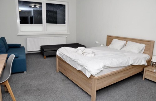 Oborniki Bed & Breakfast | Pokoje, Apartamenty, Restauracja Marcus