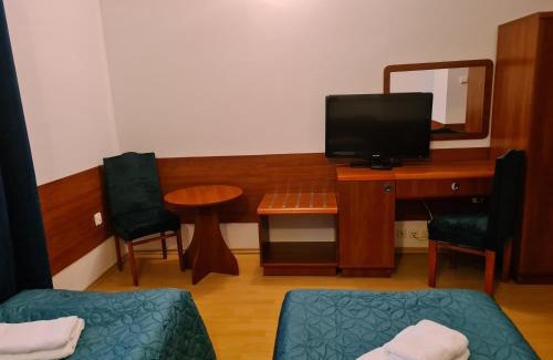 Frombork Hotel | Pokoje gościnne Restauracji Don Roberto
