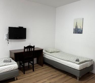 Lublin House | Pokoje Gościnne Strumykowa