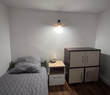 Targowek House | Pokoje na Zaciszu - Metro Zacisze