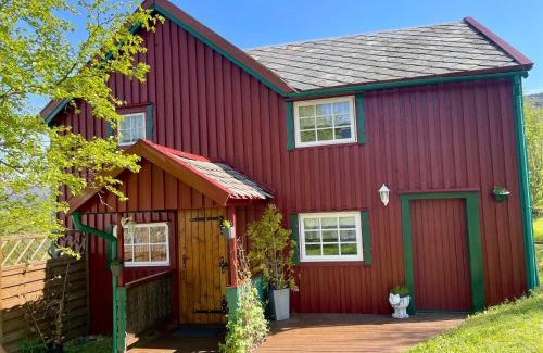 Nygardsjøen Ski Chalet | Polar Cottage House Bodø