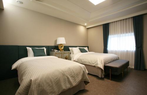 Sang-dong Hotel | Polaris Hotel