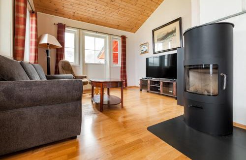 Flakstad House | Polden, house by Ramberg Beach