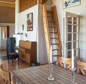 Flakstad House | Polden, house by Ramberg Beach