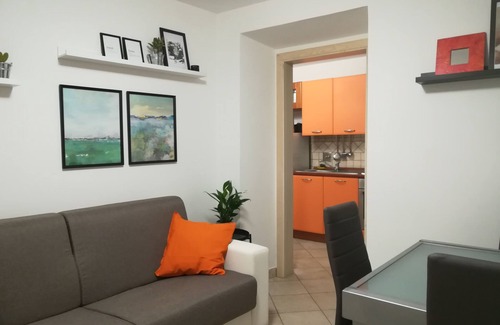 Castiglione dei Pepoli House | Poli apartment - with garden