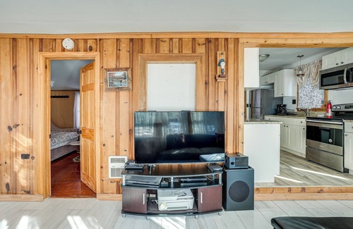 Ayer Cottage | Pond Access: Waterfront Littleton Hideaway!